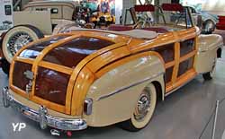 Ford 1946 Super Deluxe Sportsman Convertible Woody