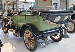 Studebaker AA35 Tourer