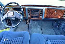 Cadillac Fleetwood Brougham Limousine 6 portes