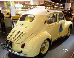 Renault 4 CV - rallye Méditerranée Le Cap 1950