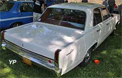 Plymouth Valiant Signet 1967 Sedan