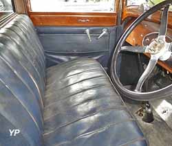 Delahaye 112 Berline chauffeur