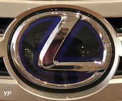 logo Lexus