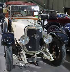 Panhard & Levassor X36 coupé chauffeur Henri Binder