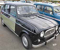 Renault 4L Parisienne