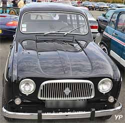 Renault 4L Parisienne