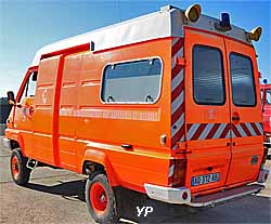 Ambulância Renault B70 4x4 (VSAB)