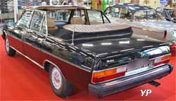 Peugeot 604 Landaulet Chapron