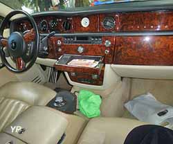 Rolls Royce Phantom EWB (Extended Wheelbase)