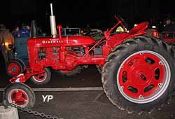 Tracteur McCormick Farmall F235 D