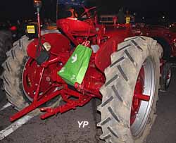 Tracteur McCormick Farmall F235 D