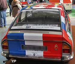 Citroën GS à Drapeaux