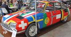 Citroën GS à Drapeaux