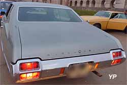 Oldsmobile Cutlass Supreme Holiday Hardtop