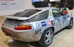 Porsche 928 GT Expédition