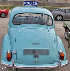 Morris Minor 1000 police 