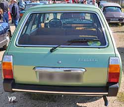 Peugeot 504 break familiale