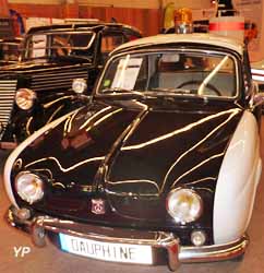 Renault Dauphine pie (Amicale Police et Patrimoine)