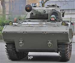 Char AMX-10 Pac 90