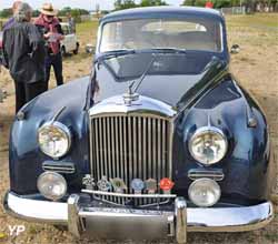 Bentley type R saloon James Young