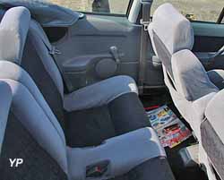 Rover 216 i