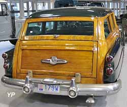 Ford 1946 Super Deluxe Sportsman Convertible Woody