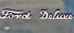 Ford V8 Eight Deluxe Sedan Fordor