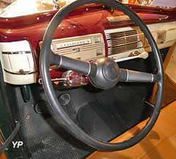 Ford V8 Deluxe Station Wagon Woody