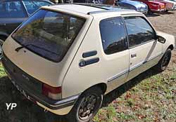 Peugeot 205 Indiana