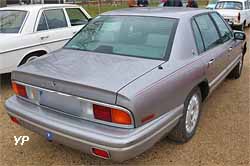 Buick Park Avenue sedan