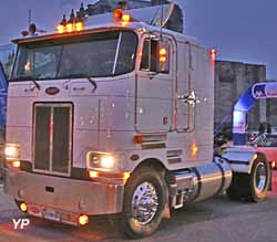 Peterbilt 362