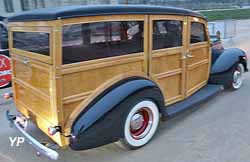 Ford V8 1939 Deluxe Station Wagon