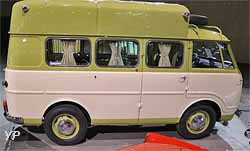 Alfa Romeo Autotutto Romeo T10 Campervan