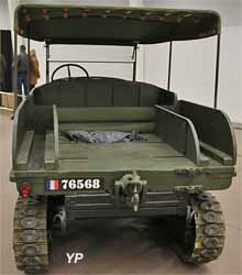 Autochenille Citroën P17 tracteur d'artillerie