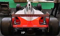 McLaren MP4/9