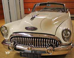Buick 1953 Roadmaster Convertible