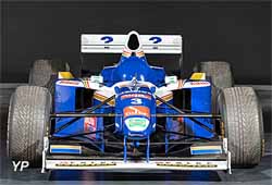 Williams-Renault FW19