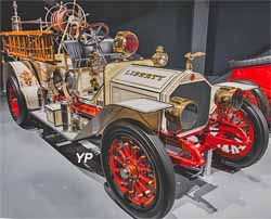 American LaFrance Type 5 Double Tank Combination