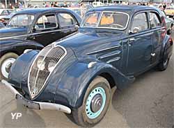 Peugeot 302