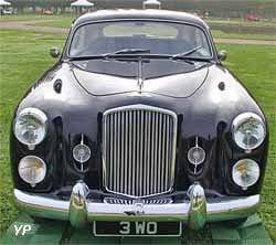 Bentley Cresta