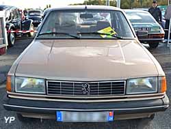 Peugeot 305 SR