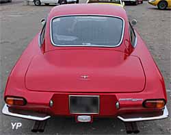 Lamborghini 400 GT 2+2