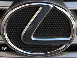 logo Lexus