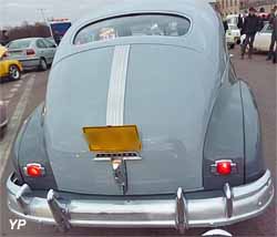 Pontiac Streamliner 8 Sedan Coupé