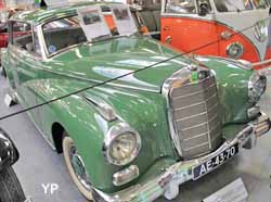 Mercedes 300d (W189) berline