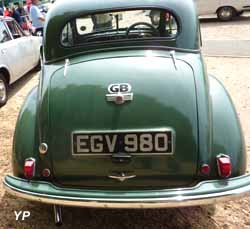 Morris Minor 2 doors saloon