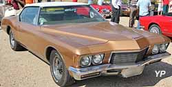 Buick Riviera 71