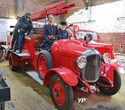 Delahaye type 83 Fourgon Mixte